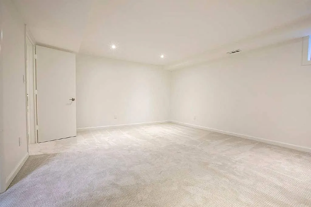 4 bed, 3.5 bath, 1809 sqft, $1,700 — Photo 2