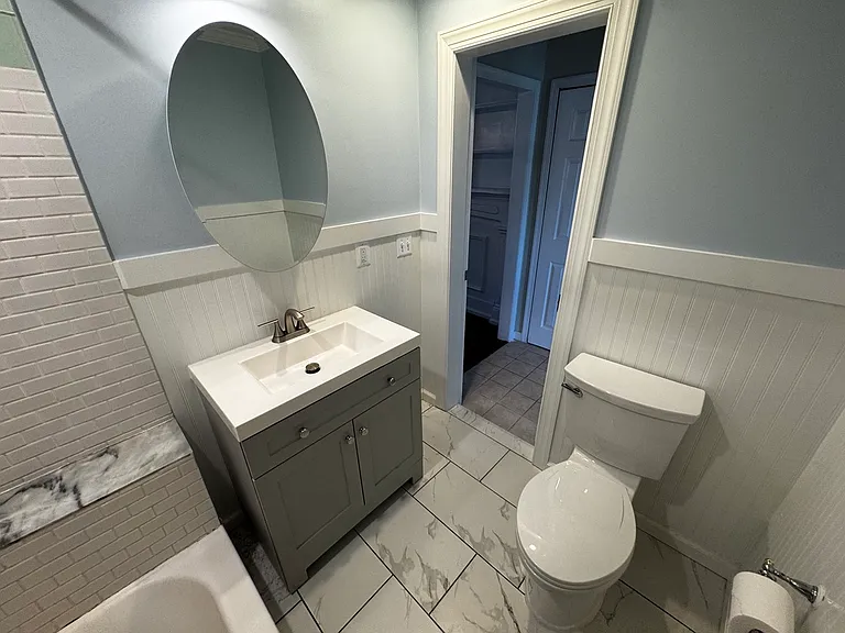 1 Royal St SW #B — Photo 7