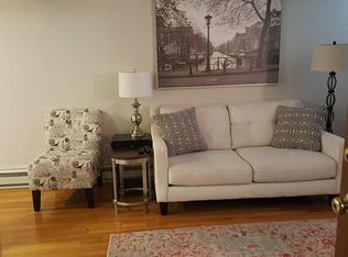 17 Cooper St #B, Boston, MA 02113