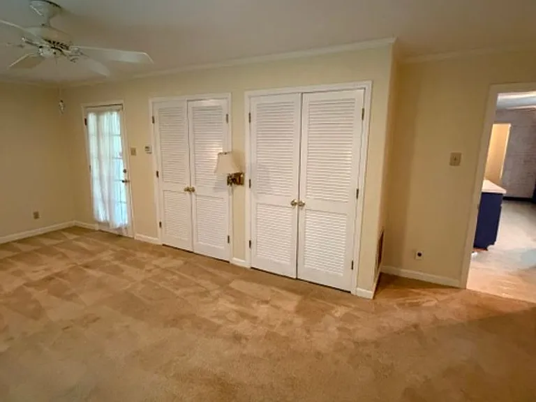 207 E Church St — Photo 12