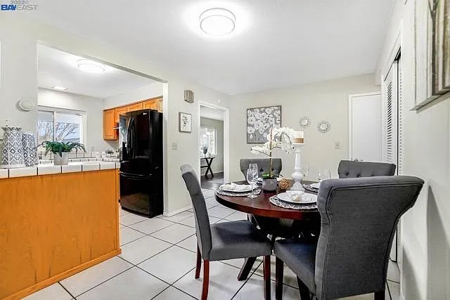 25557 Calaroga Ave — Photo 25