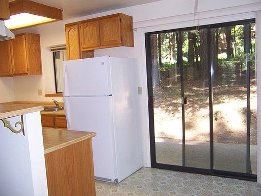 4th image of 14168 Liquidambar Ln