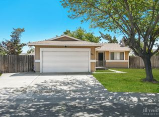 831 Spoonbill Ln, Suisun City, CA 94585