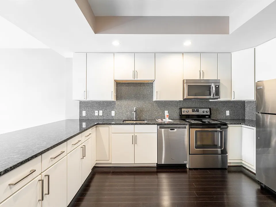 Front Street Lofts
