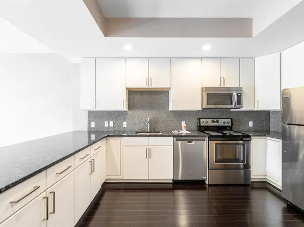 Front Street Lofts