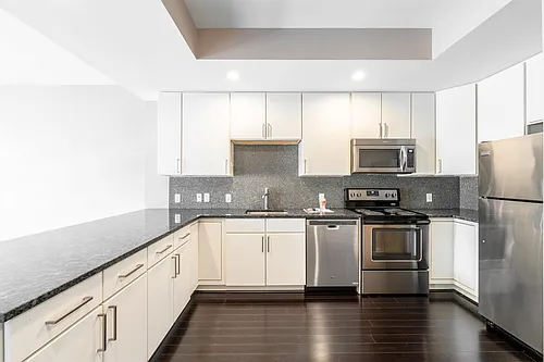 Front Street Lofts Photo 1