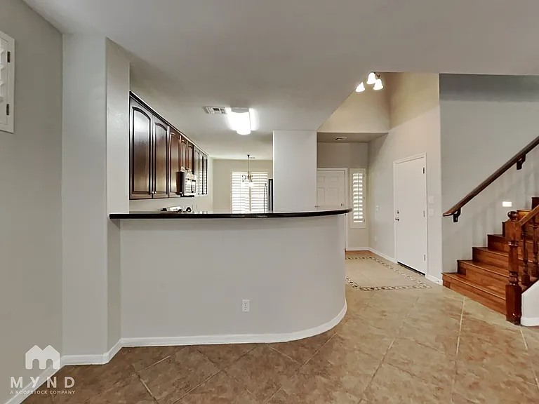 17524 W Mandalay Ln — Photo 6