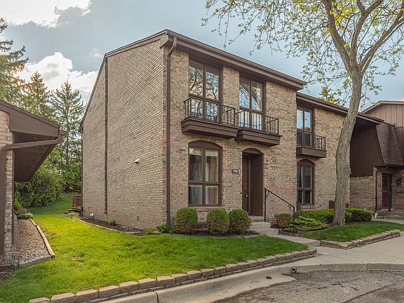 2nd image of 758 Greenhills Dr