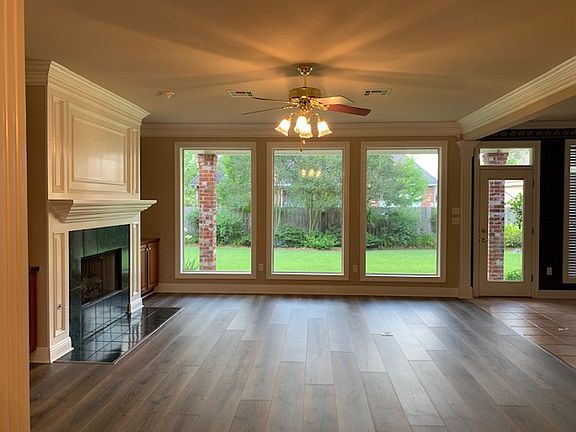 2nd image of 216 Cypress Bayou Ln