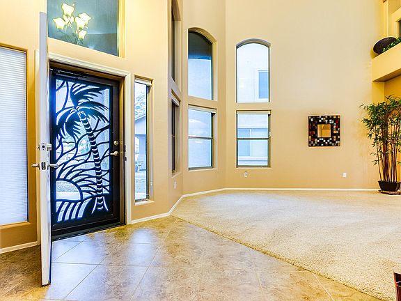 3rd image of 11911 N Cantata Dr