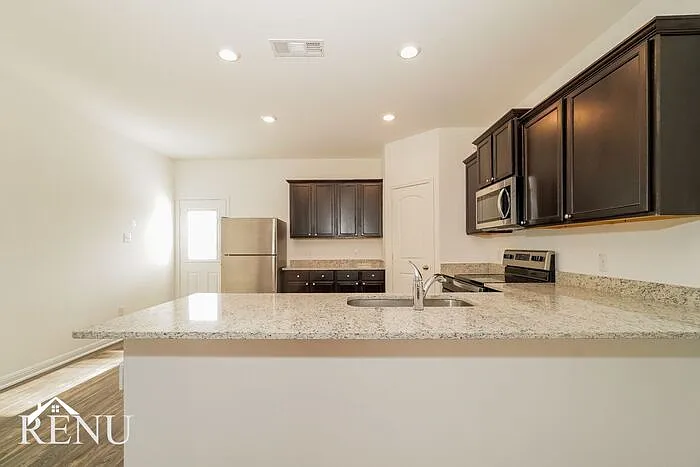 18516 Allen Welch Dr — Photo 6