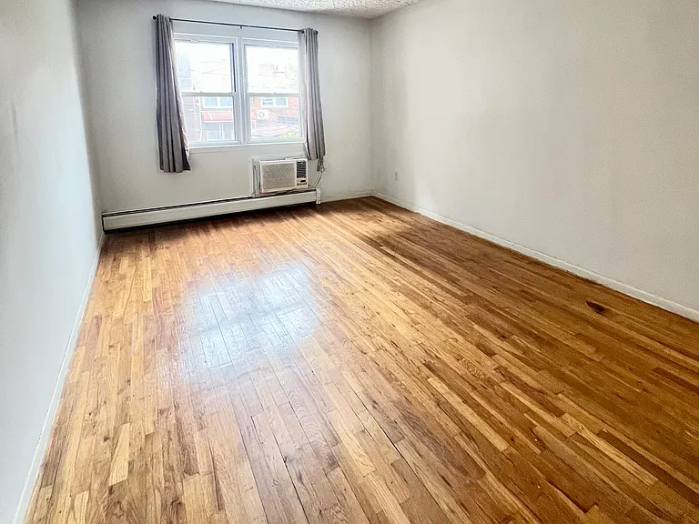 1934 82nd St #2 — Photo 6