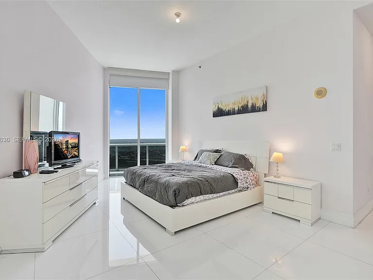 16001 Collins Ave #4305 — Photo 28
