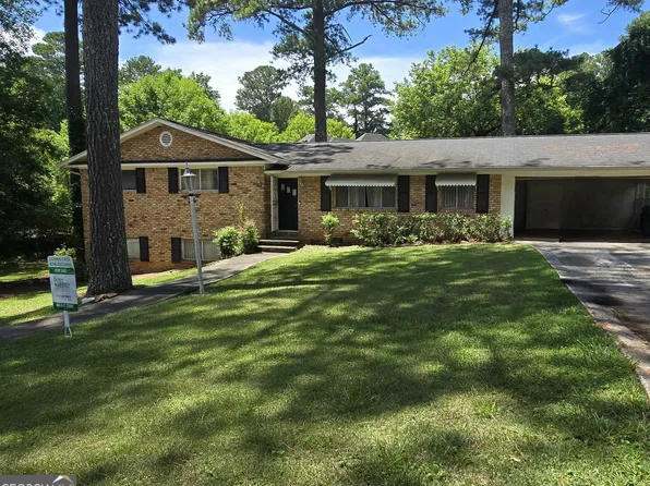 1894 Delowe Pl W, Atlanta, GA 30311