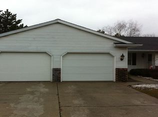 4620 Shattuck Rd, Saginaw, MI 48603