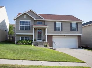 19623 Laci St, Omaha, NE 68135