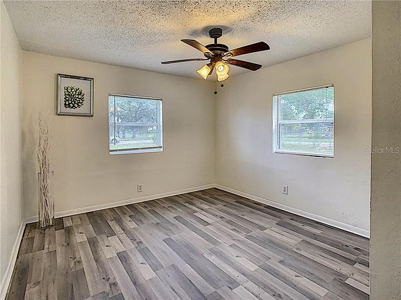 4th image of 3707 E Regnas Ave
