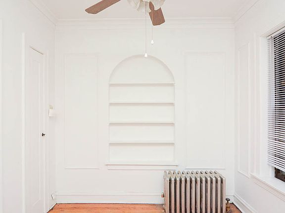5th image of 4612 N Hermitage Ave APT 1E