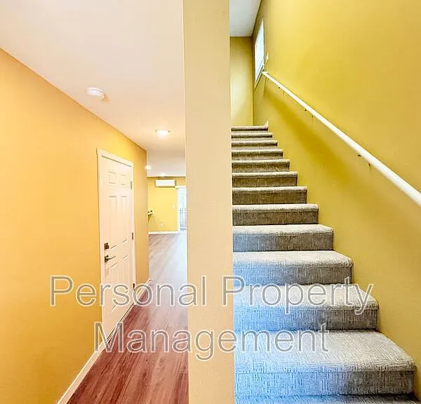 5711 NE 74th Ct #A — Photo 2