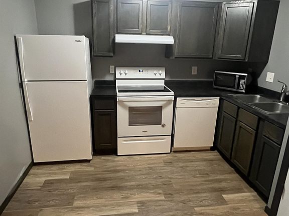 2nd image of 5503 S 31st St APT 4