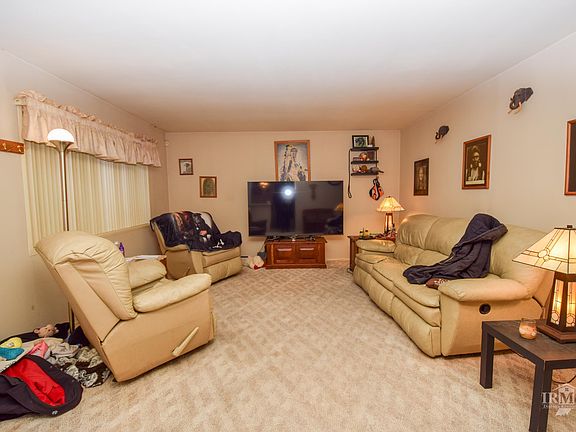 4th image of 2100 N Maddox Dr