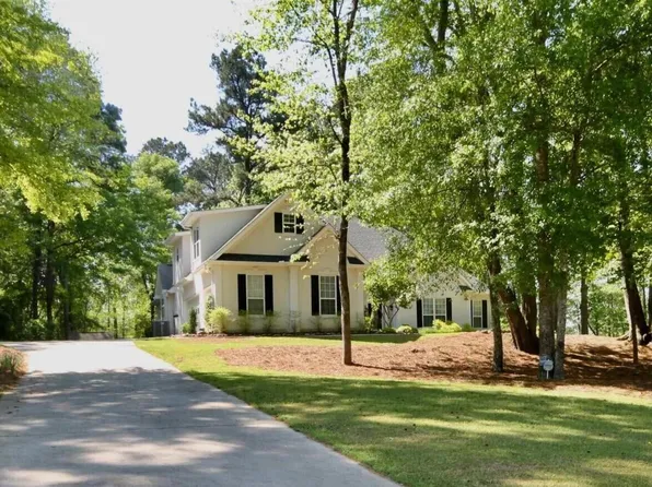 190 Sweetwater Dr, Fayetteville, GA 30214