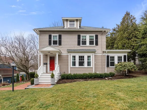 112 Wellesley Ave, Wellesley, MA 02481