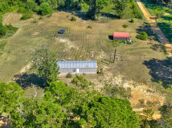 135 Magnolia Ln, Etoile, TX 75944