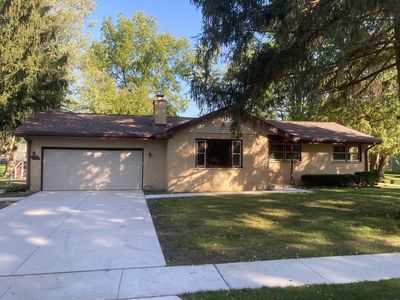 105 Gladys Ave, Fox River Grove, IL, 60021
