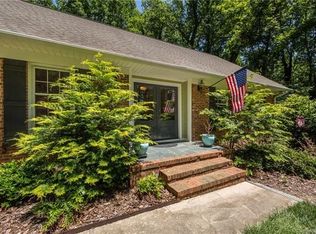 5928 Lancelot Dr, Charlotte, NC 28270