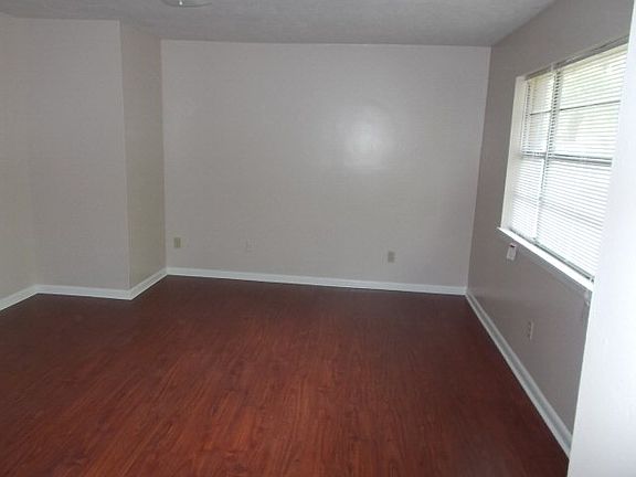 2nd image of 103 Vann Dr