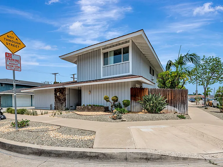 1139 N Shattuck St — Photo 37