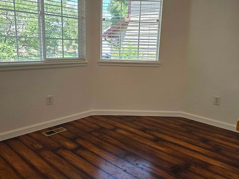 521 Kim Dr — Photo 18