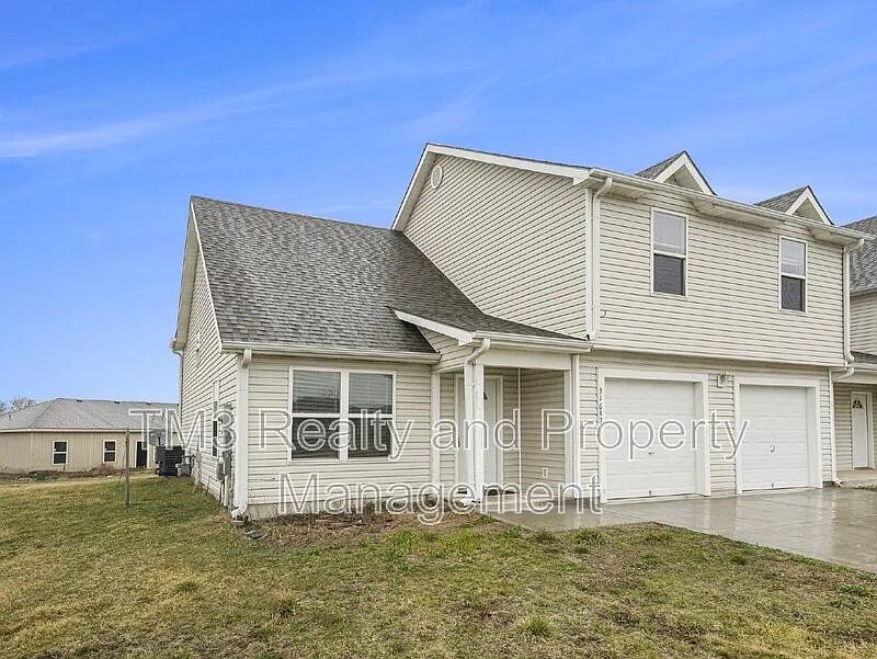 Building Photo - 31642 W 174th St