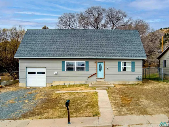 1036 Collier Ave, Raton, NM 87740
