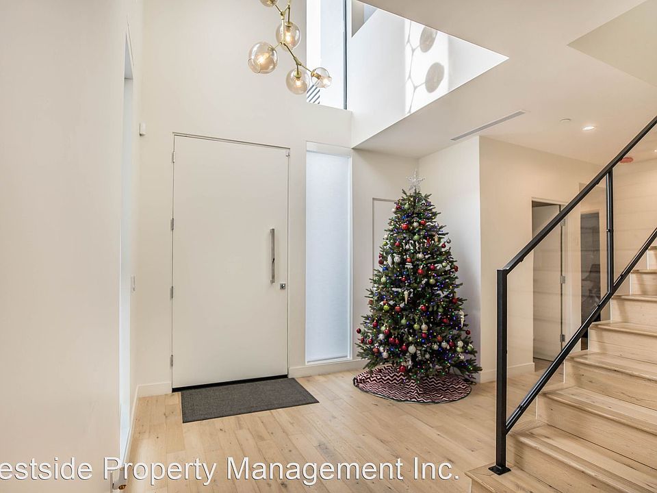 1028 S Mansfield Ave, Los Angeles, CA 90019 | Zillow