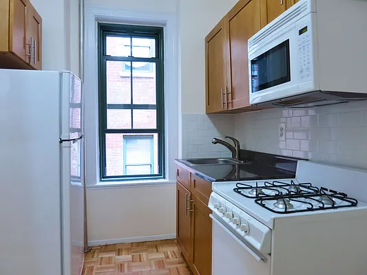 Rented by City & Suburban | media 27