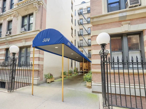 504 West 111th Street image 14 of 17