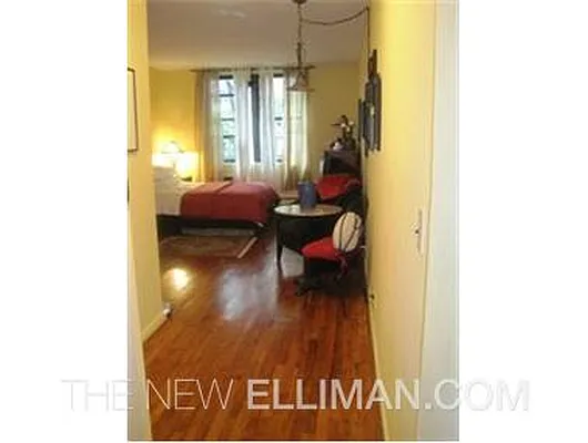 Rented by Douglas Elliman | media 6