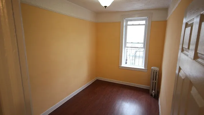 Rented by Nooklyn NYC LLC | media 4