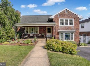 909 Carsonia Ave, Reading, PA 19606