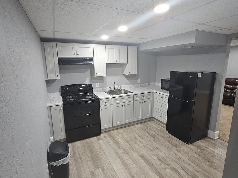 2710 Cansler Dr — Photo 20