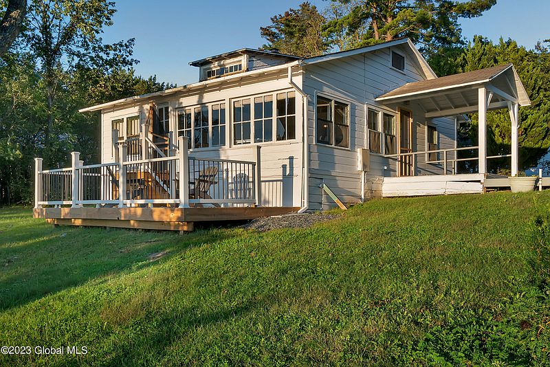 3rd image of 5 Leeward Lane