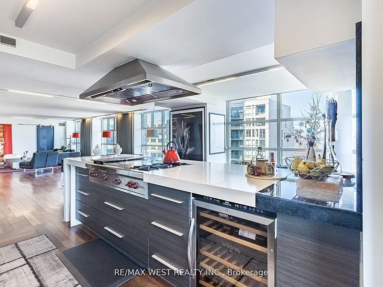 409 Bloor St E #Penthouse 2 — Photo 23