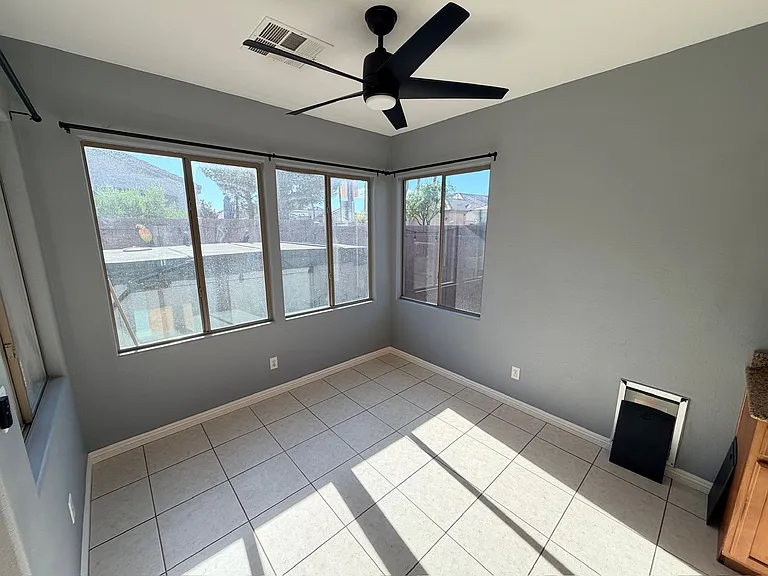 8137 Slate Falls St — Photo 8