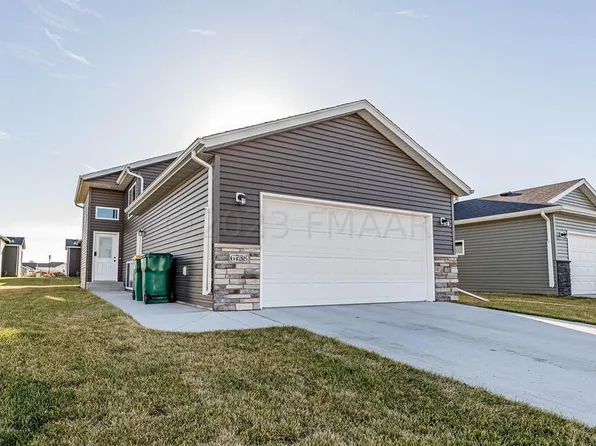 6738 69th Ave S, Horace, ND 58047