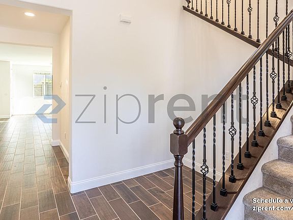 Foyer 1