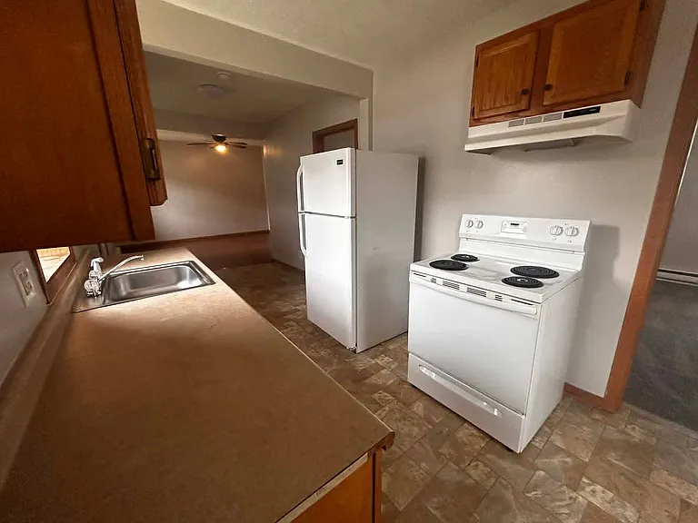 29 McCulloh St — Photo 10