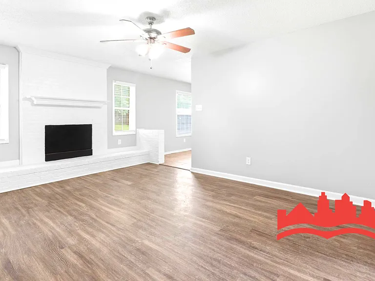 3989 Battlefield Dr — Photo 11