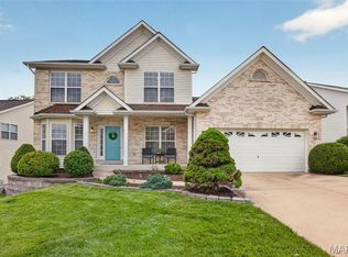 2225 Ameling Manor Dr, Maryland Heights, MO 63043